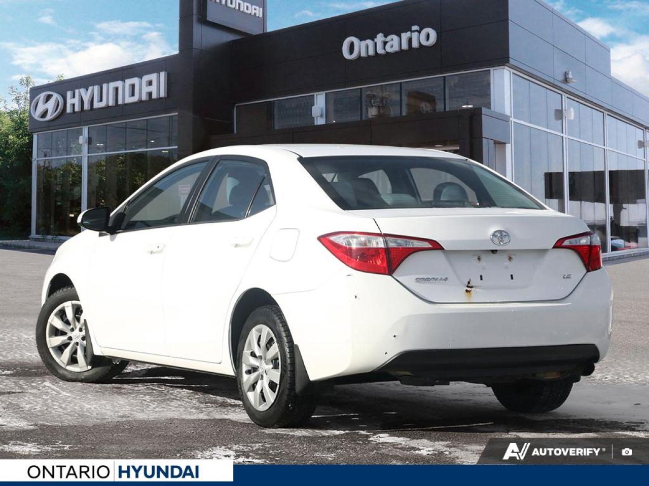 2015 Toyota Corolla LE (CVT) 4dr Sedan Photo