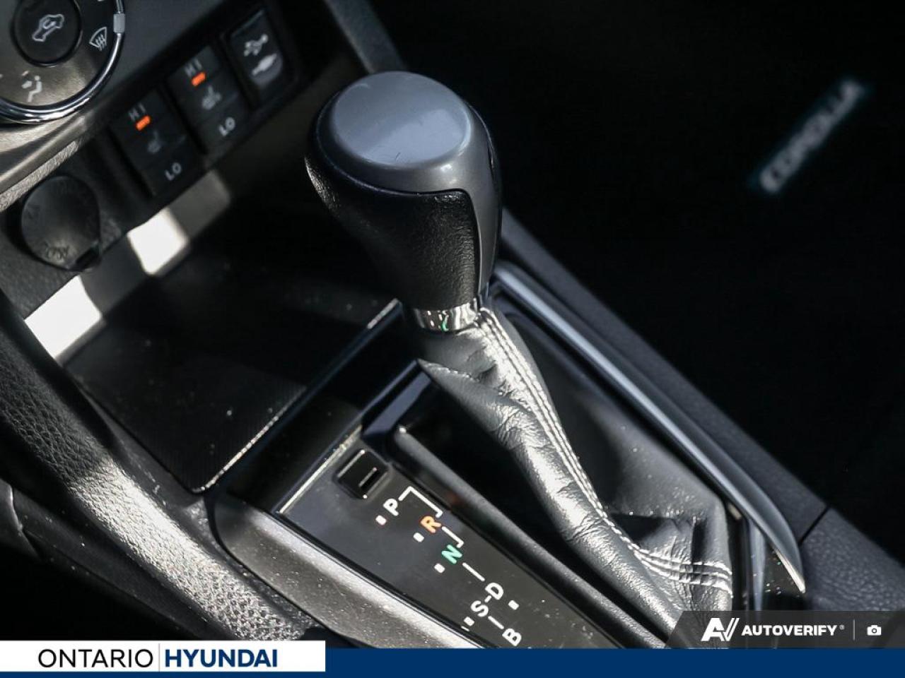 2015 Toyota Corolla LE (CVT) 4dr Sedan Photo