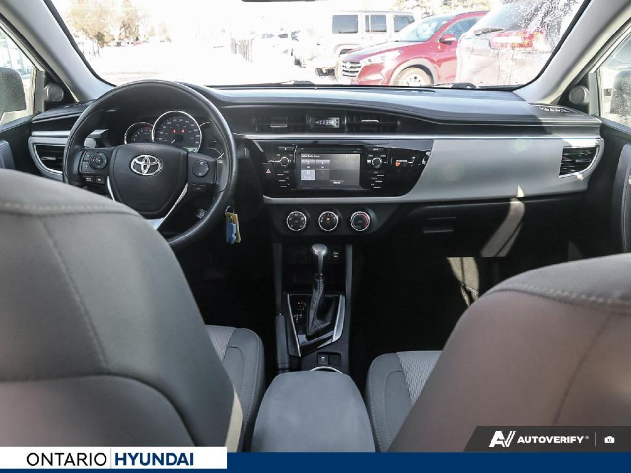 2015 Toyota Corolla LE (CVT) 4dr Sedan Photo