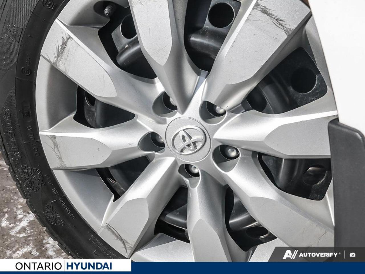 2015 Toyota Corolla LE (CVT) 4dr Sedan Photo