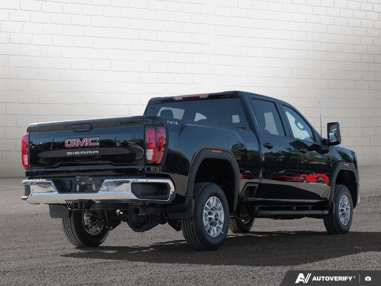 2026 GMC SIERRA 2500HD Crew Cab Standard Box 4-Wheel Drive Pro Photo4