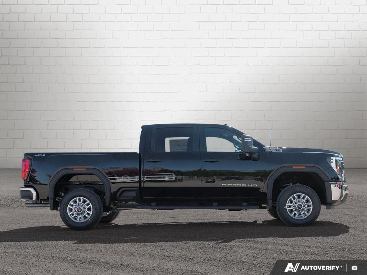 2026 GMC SIERRA 2500HD Crew Cab Standard Box 4-Wheel Drive Pro Photo