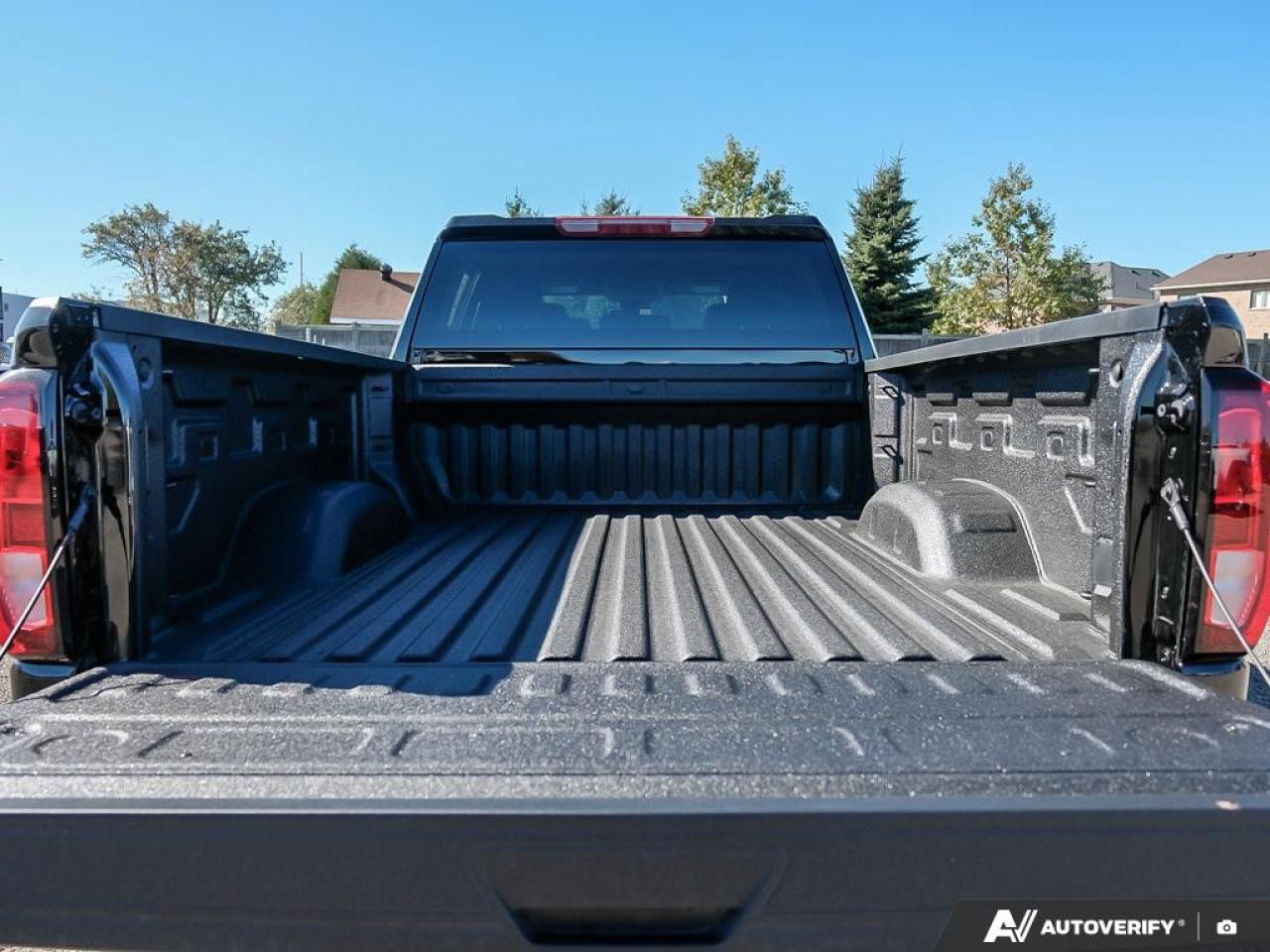 2026 GMC SIERRA 2500HD Crew Cab Standard Box 4-Wheel Drive Pro Photo