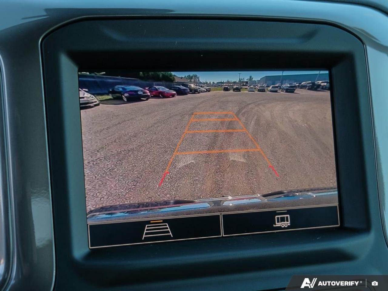 2026 GMC SIERRA 2500HD Crew Cab Standard Box 4-Wheel Drive Pro Photo