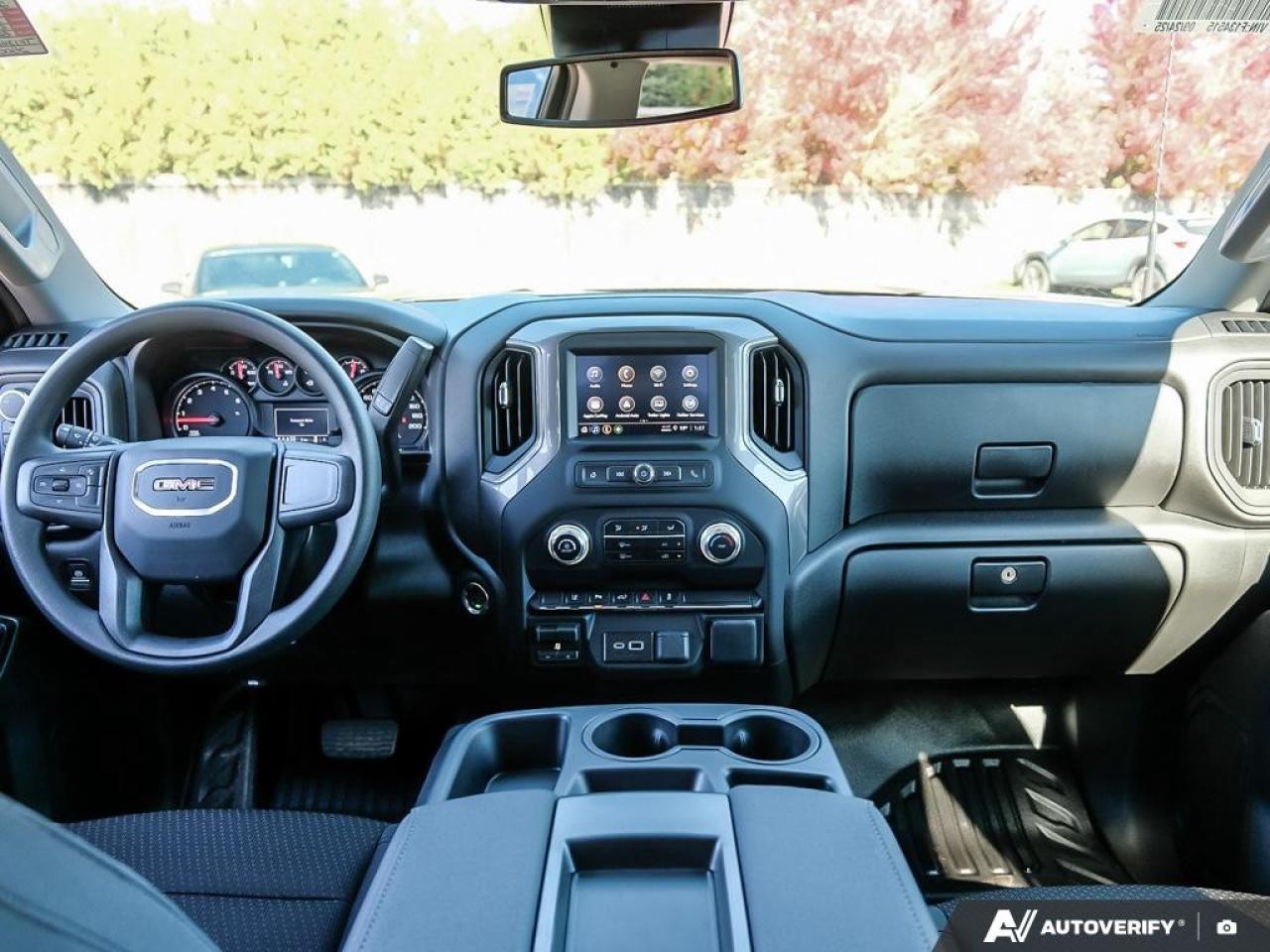 2026 GMC SIERRA 2500HD Crew Cab Standard Box 4-Wheel Drive Pro Photo