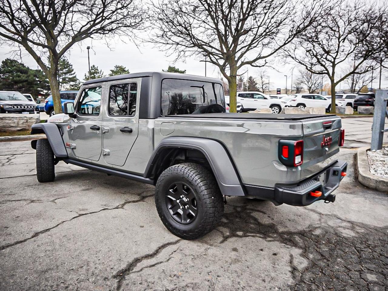 2022 Jeep Gladiator  Photo