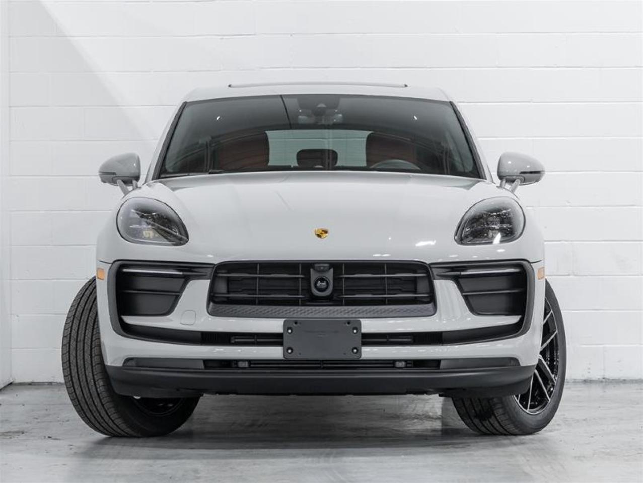 2026 Porsche Macan  Photo