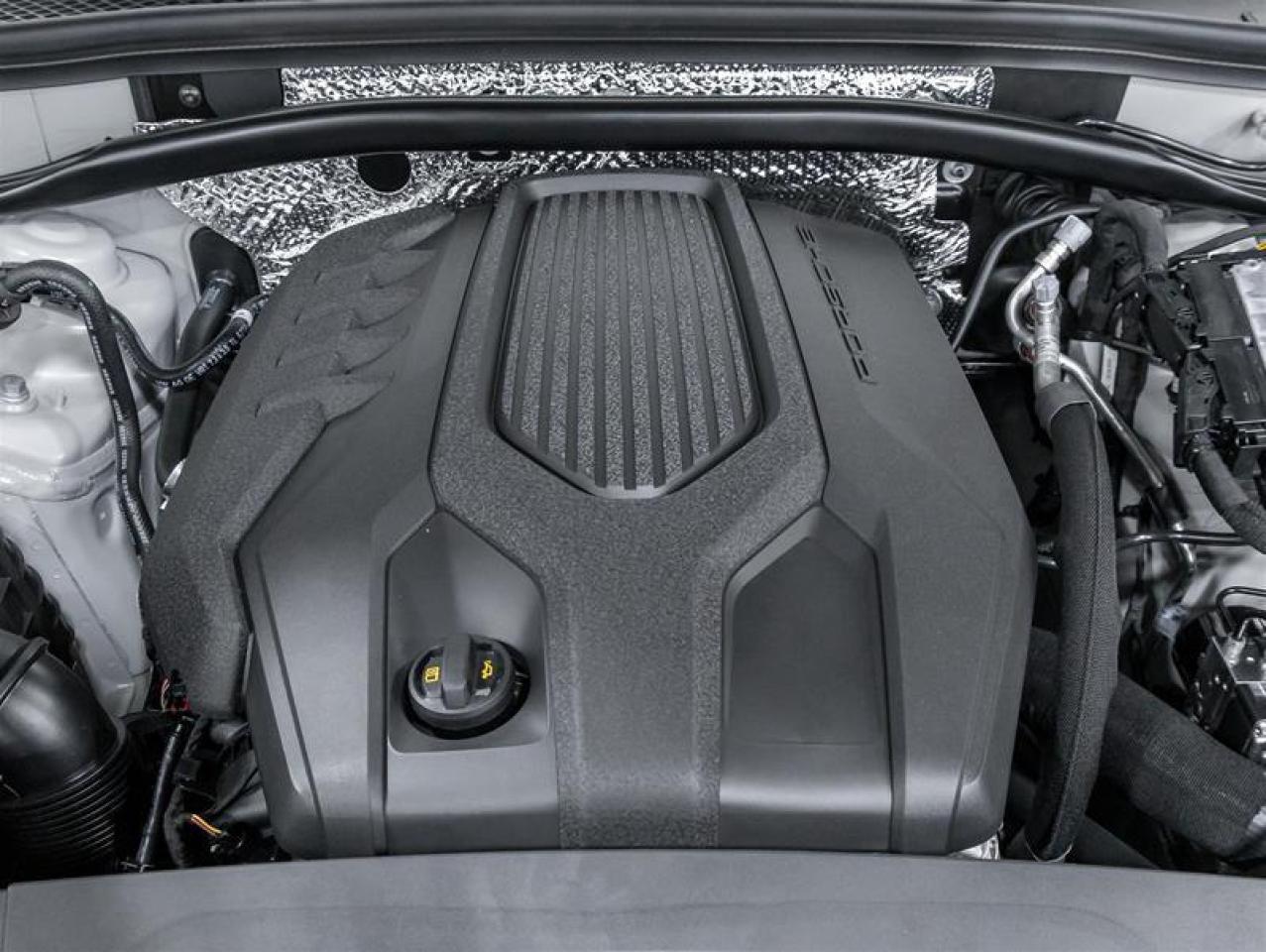 2026 Porsche Macan  Photo