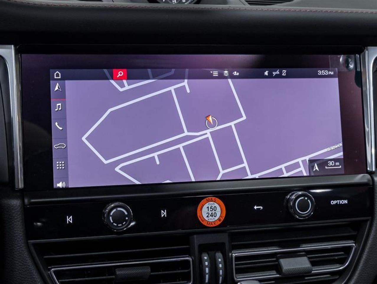 2026 Porsche Macan  Photo