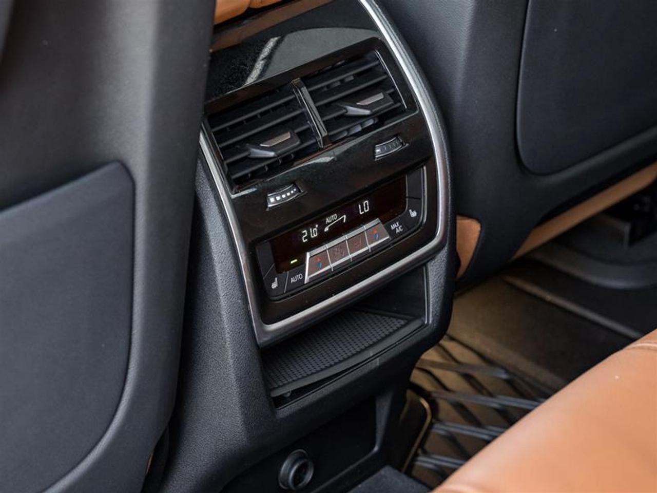 2022 BMW X5 xDrive40i 4dr All-Wheel Drive Sports Activity Vehicle Photo