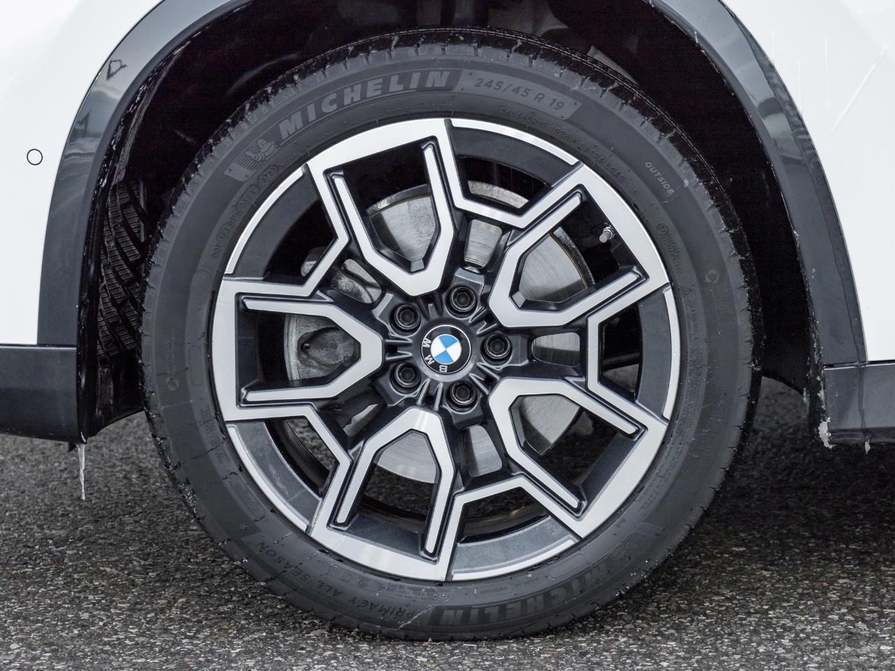 2023 BMW X1 xDrive28i 4dr All-wheel Drive Sports Activity Vehicle Photo3