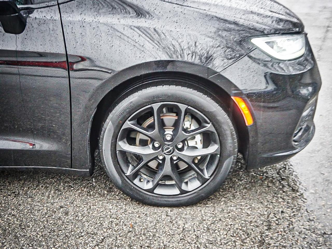 2024 Chrysler Pacifica  Photo