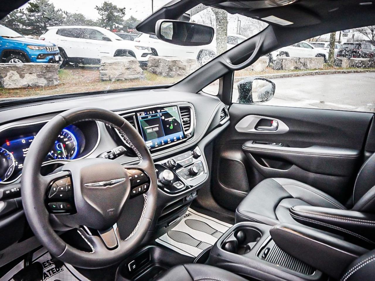 2024 Chrysler Pacifica  Photo