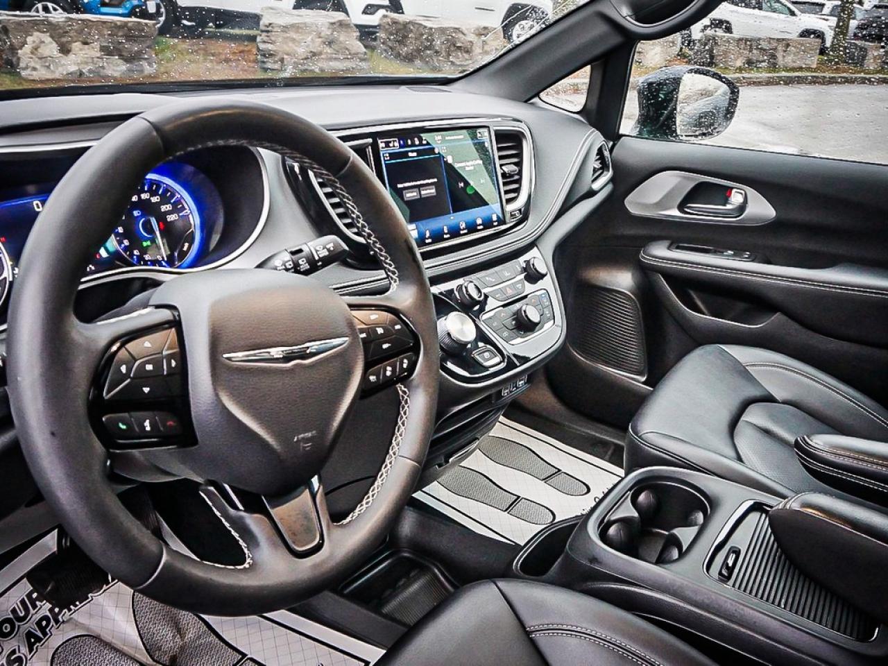 2024 Chrysler Pacifica  Photo