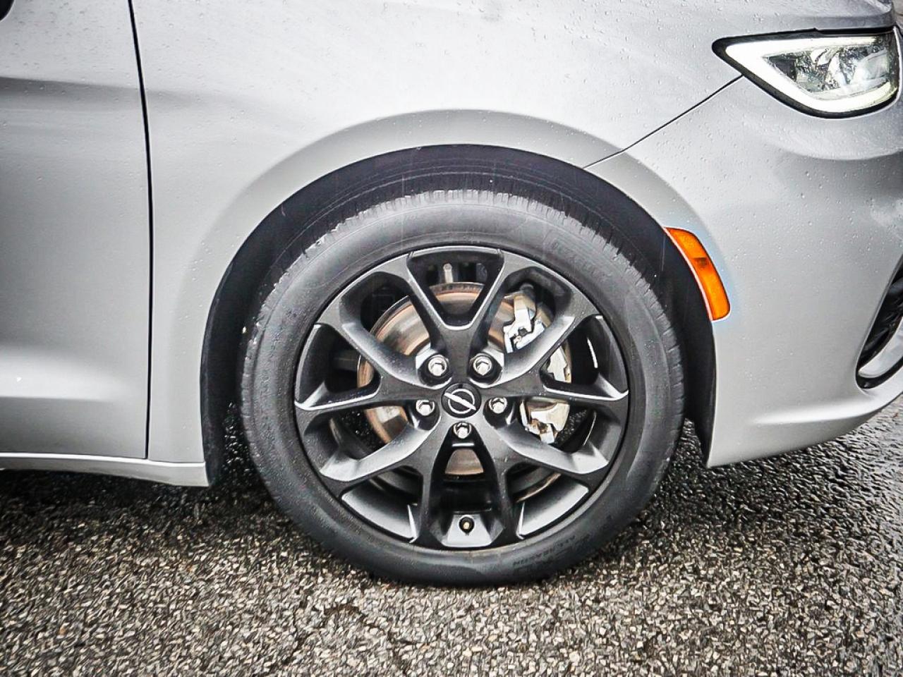 2024 Chrysler Pacifica  Photo