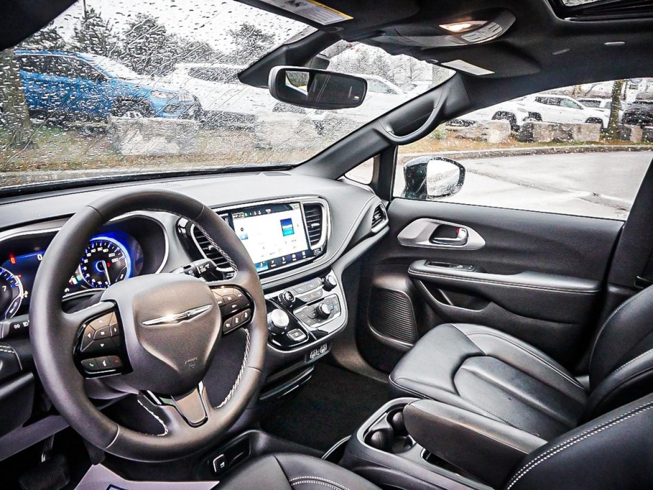 2024 Chrysler Pacifica  Photo