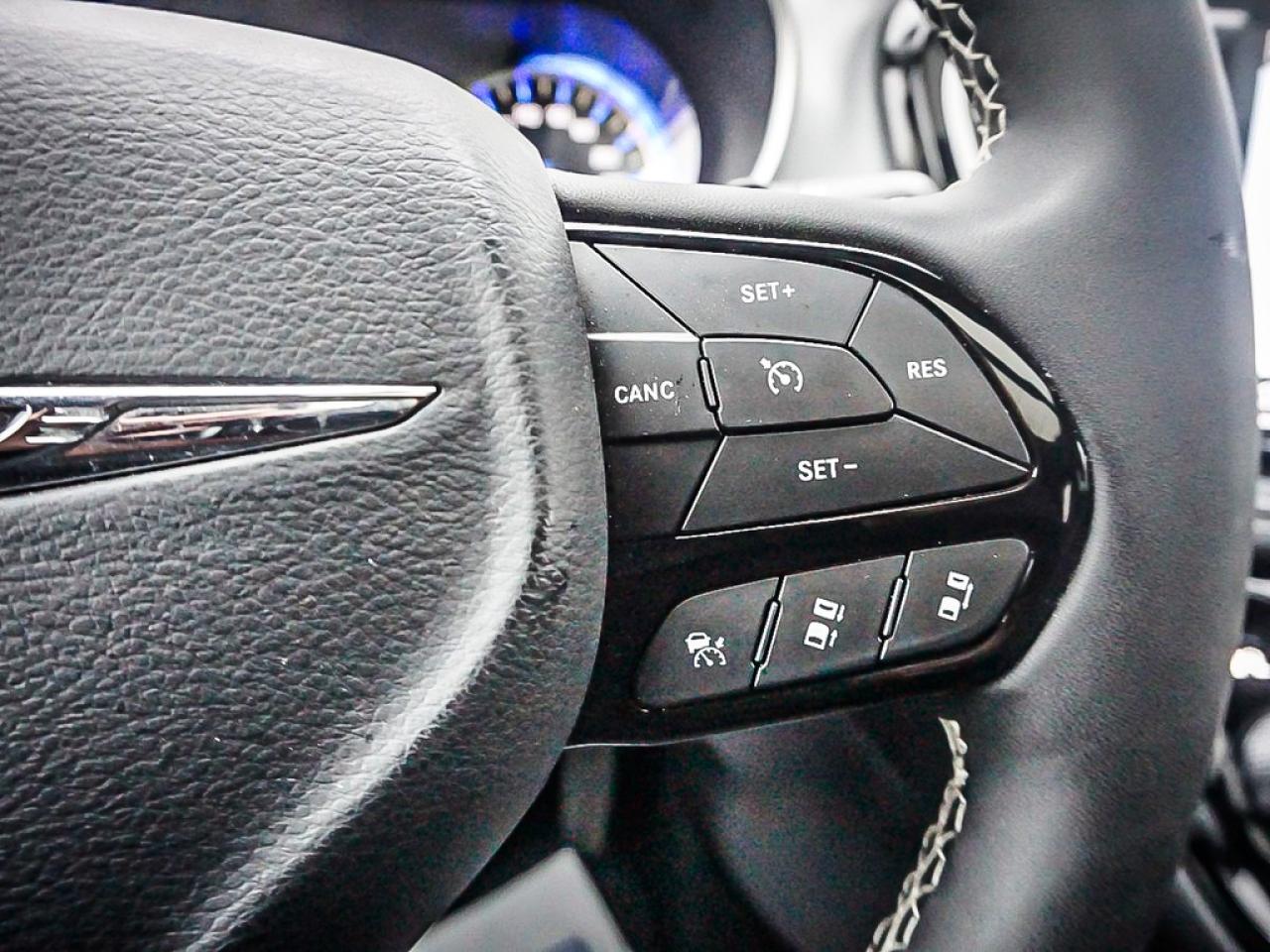 2024 Chrysler Pacifica  Photo