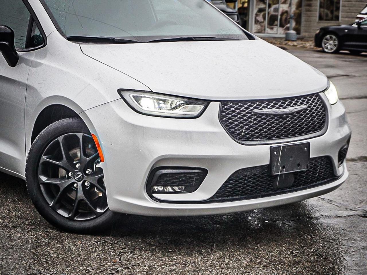 2024 Chrysler Pacifica  Photo