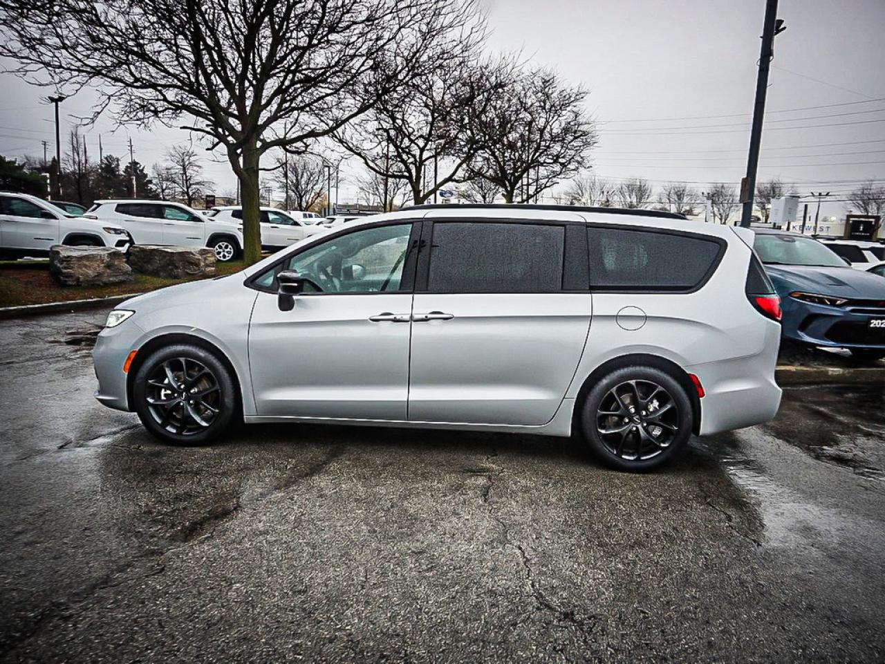 2024 Chrysler Pacifica  Photo