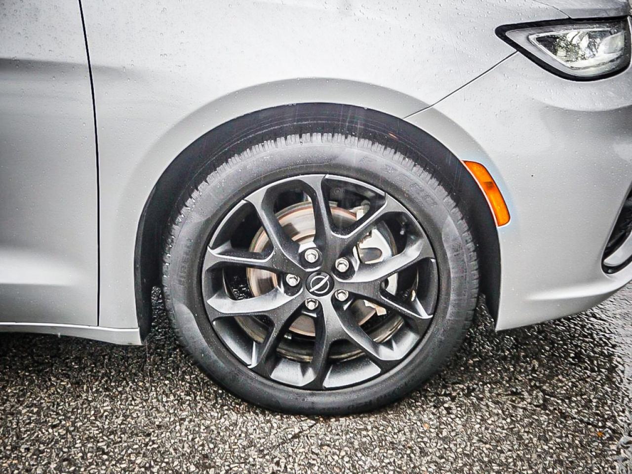 2024 Chrysler Pacifica  Photo