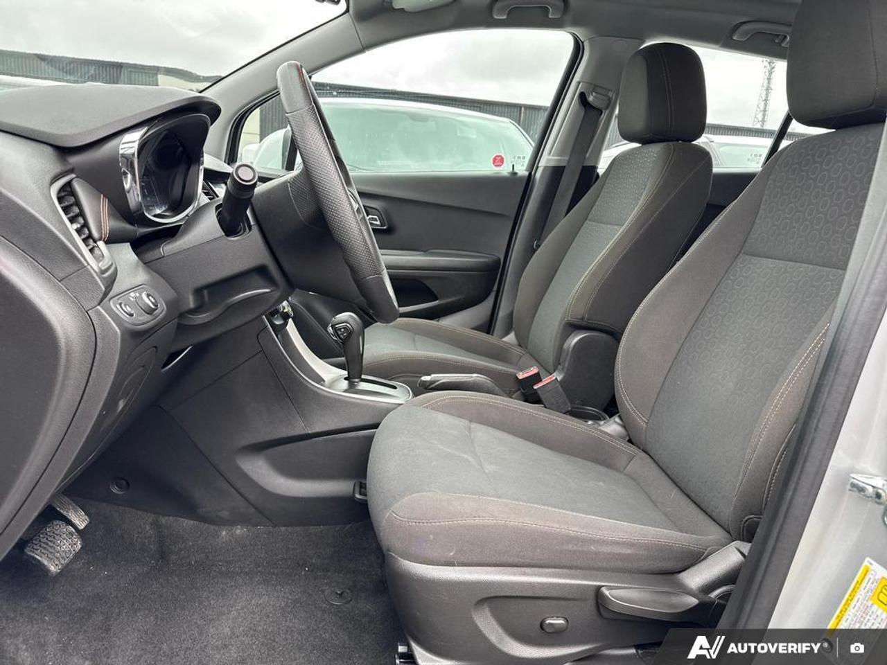 2020 Chevrolet Trax LS BACKUP CAM   BLUETOOTH   KEYLESS ENTRY   POWER Photo