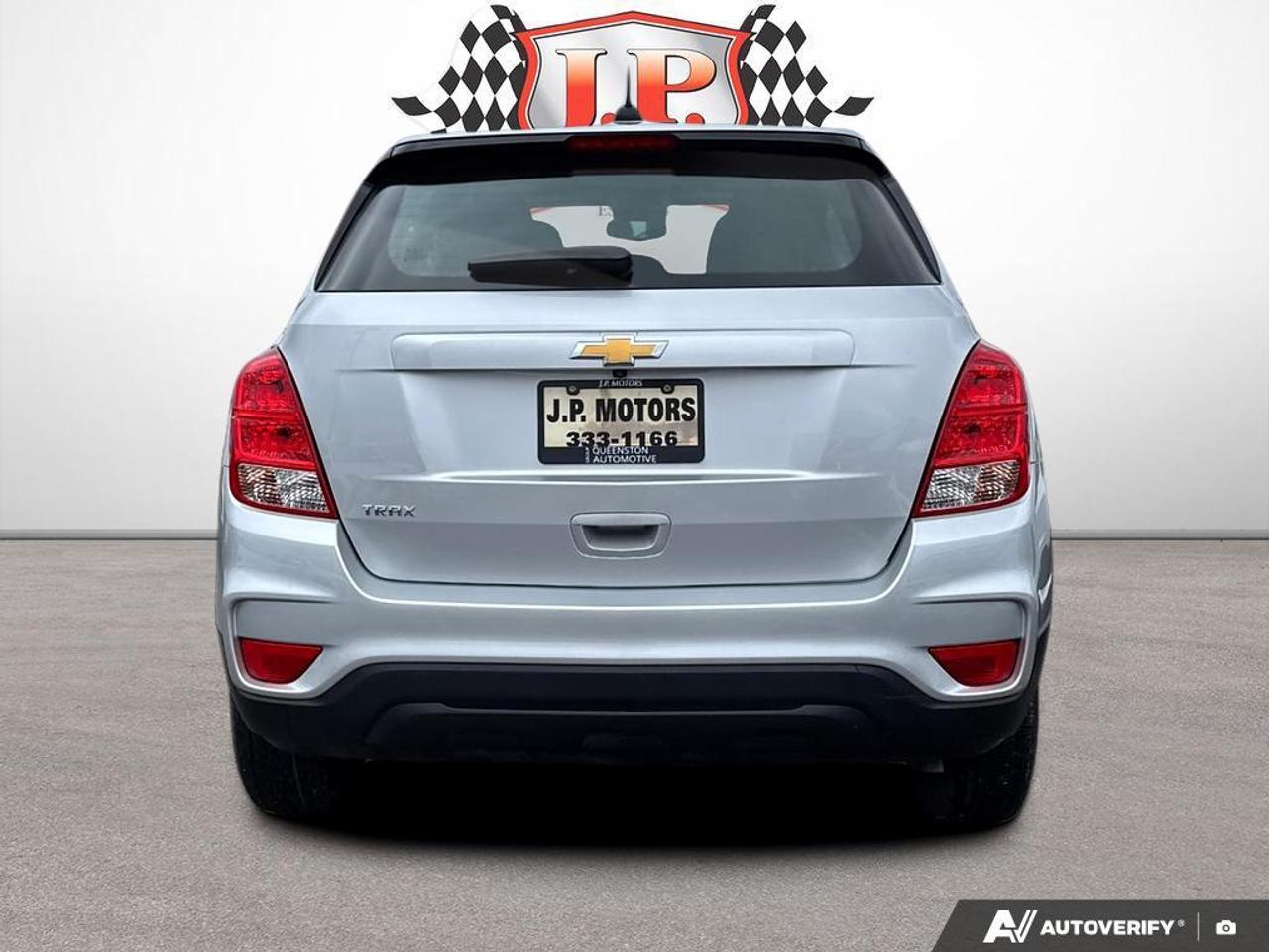 2020 Chevrolet Trax LS BACKUP CAM   BLUETOOTH   KEYLESS ENTRY   POWER Photo4