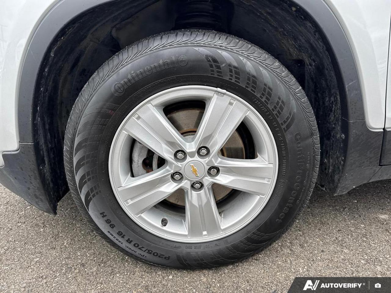 2020 Chevrolet Trax LS BACKUP CAM   BLUETOOTH   KEYLESS ENTRY   POWER Photo