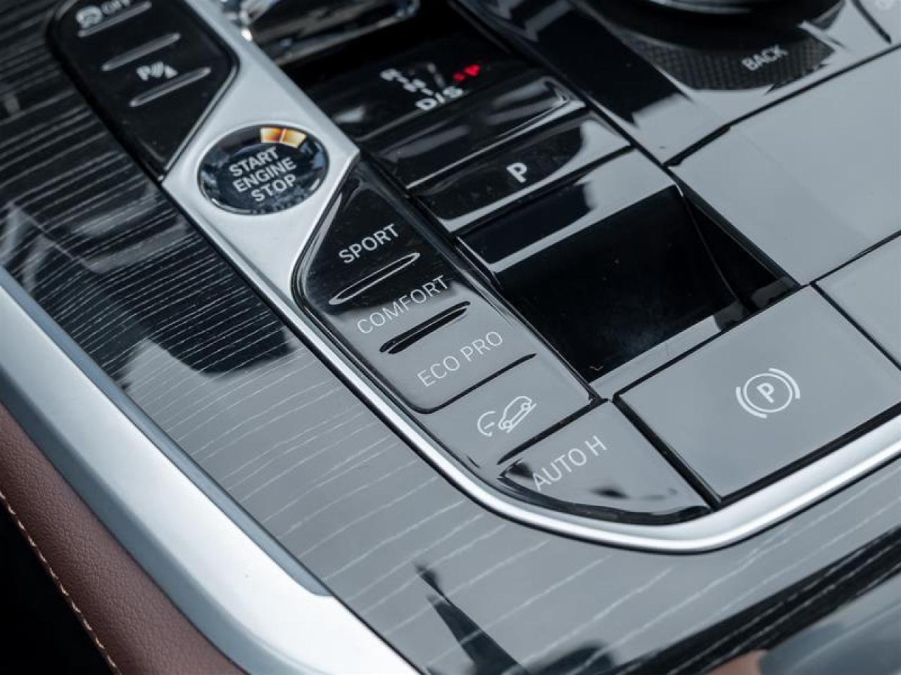 2024 BMW X5 xDrive40i 4dr All-Wheel Drive Sports Activity Vehicle Photo