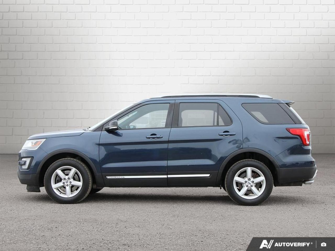 2017 Ford Explorer 4WD 4dr XLT Photo