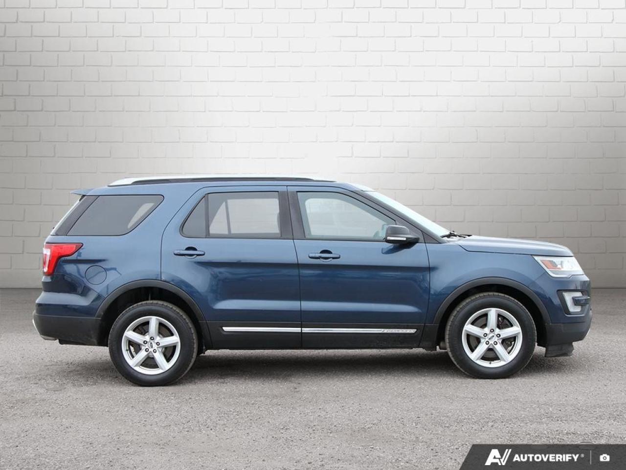 2017 Ford Explorer 4WD 4dr XLT Photo