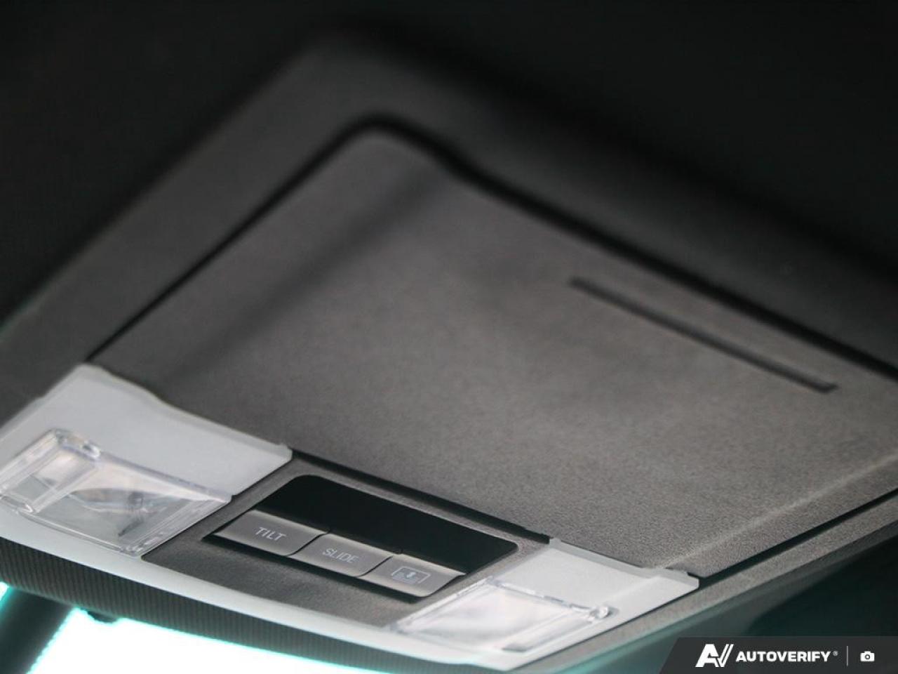 2017 Ford Explorer 4WD 4dr XLT Photo