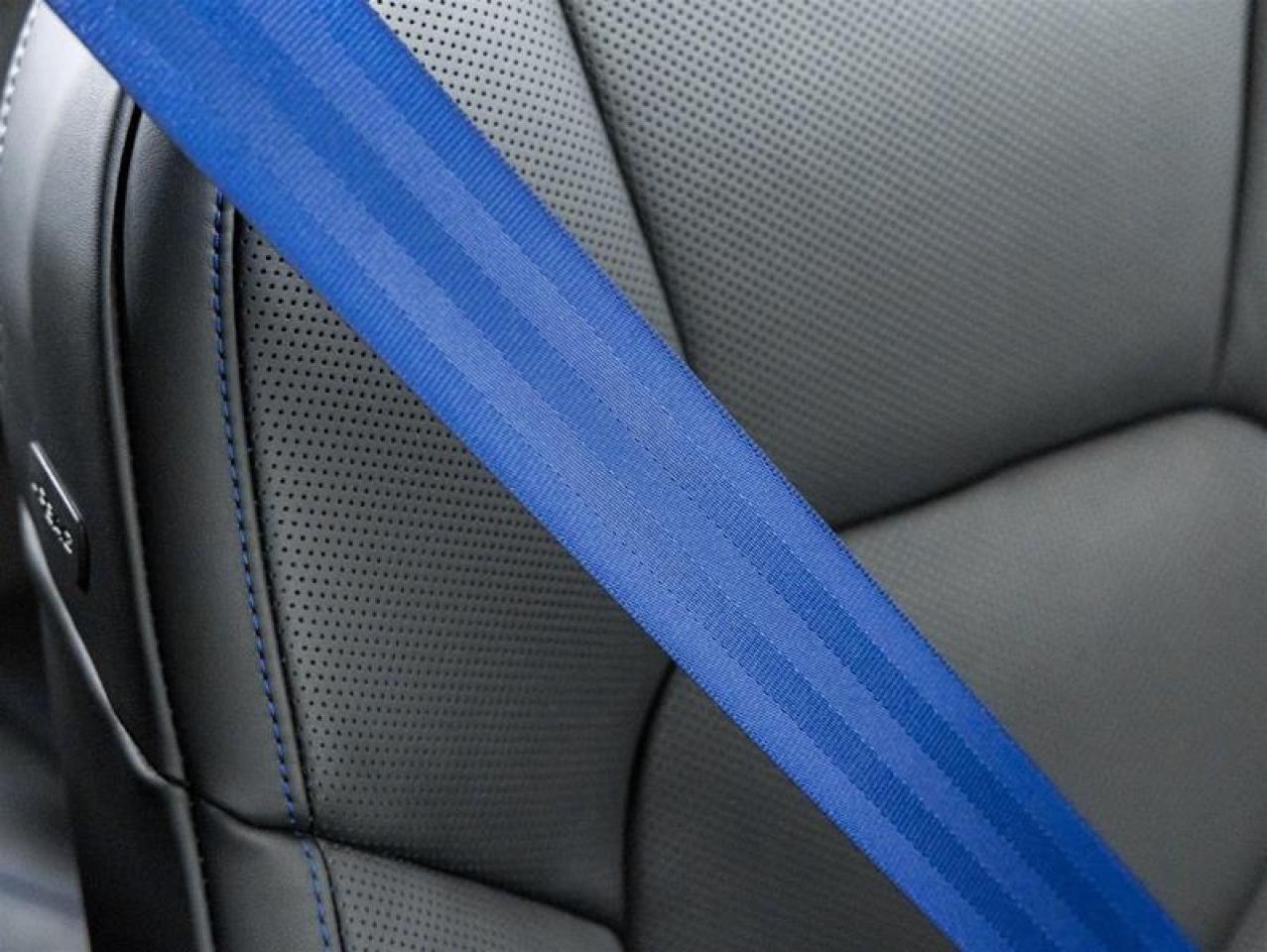 2026 Porsche Macan  Photo