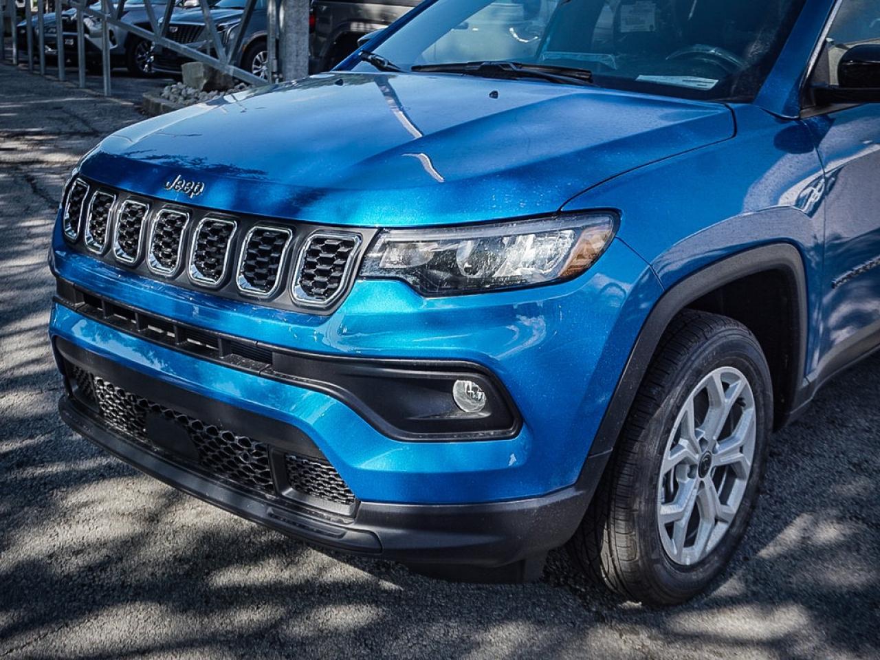 2025 Jeep Compass  Photo3