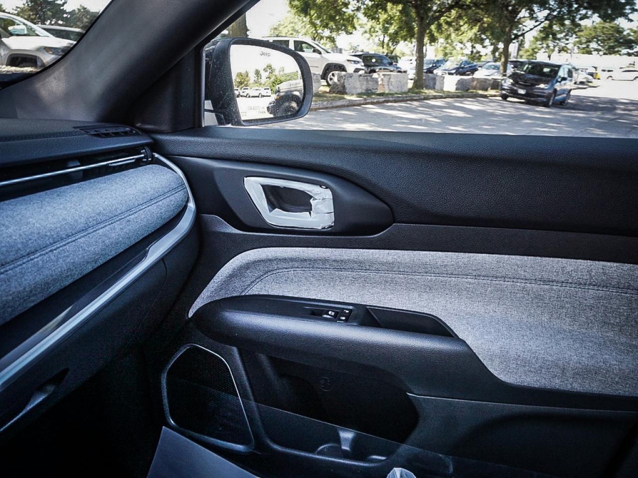 2025 Jeep Compass  Photo