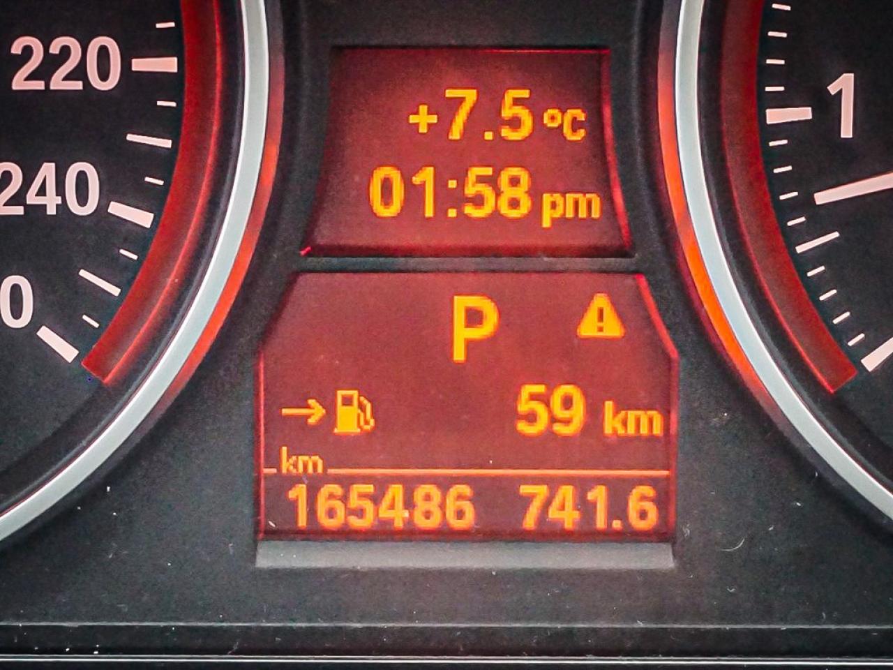 2011 BMW 3 Series  Photo