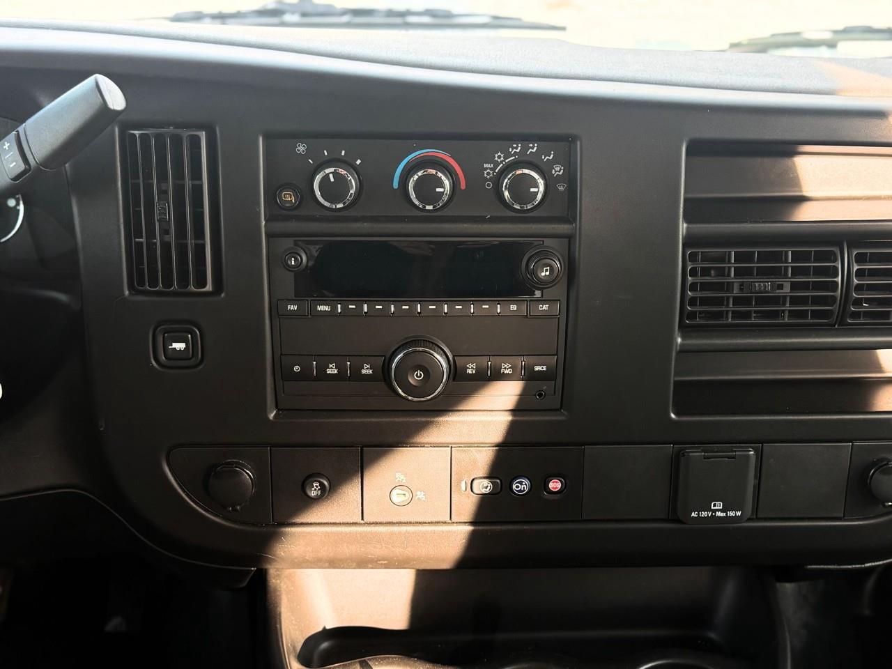 2024 GMC Savana 2500 Work Van Rear-Wheel Drive Cargo Van Photo