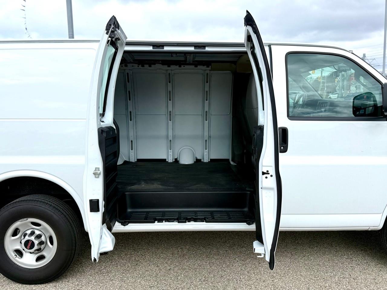 2024 GMC Savana 2500 Work Van Rear-Wheel Drive Cargo Van Photo
