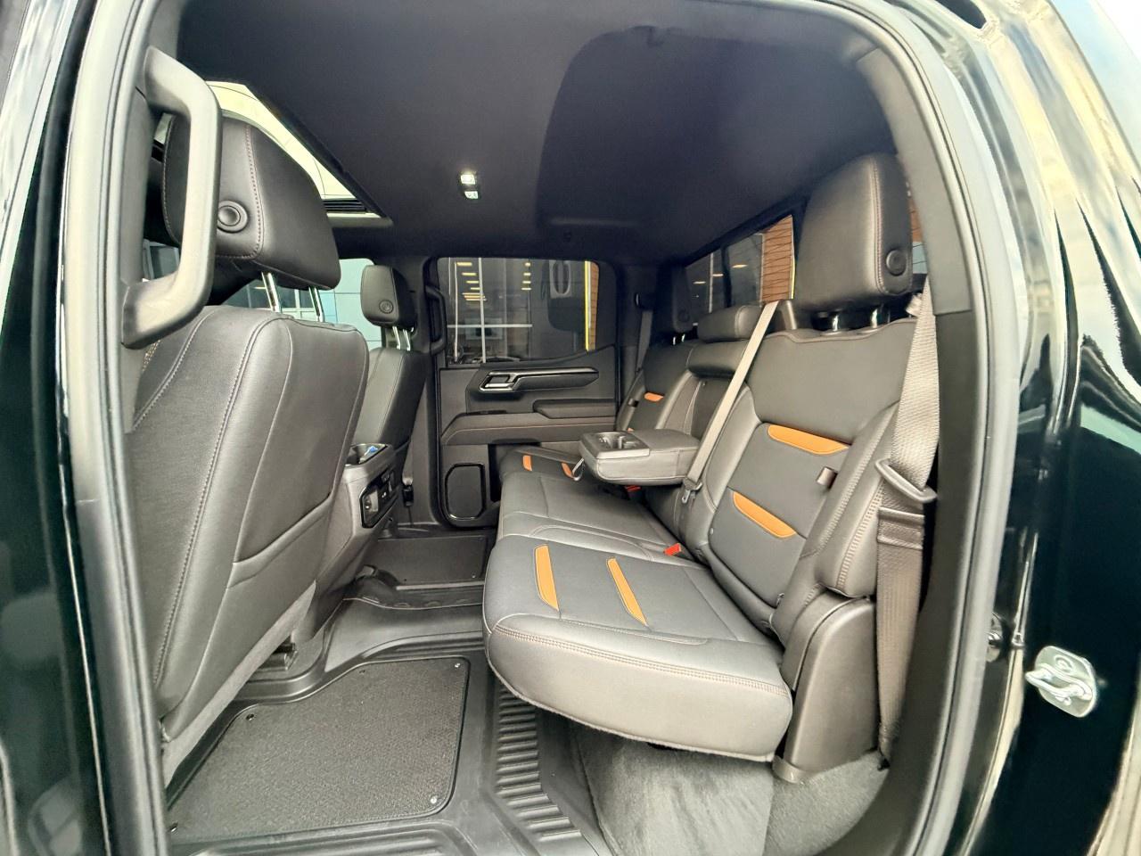 2025 GMC Sierra 1500 Crew Cab Short Box 4-Wheel Drive AT4 Photo