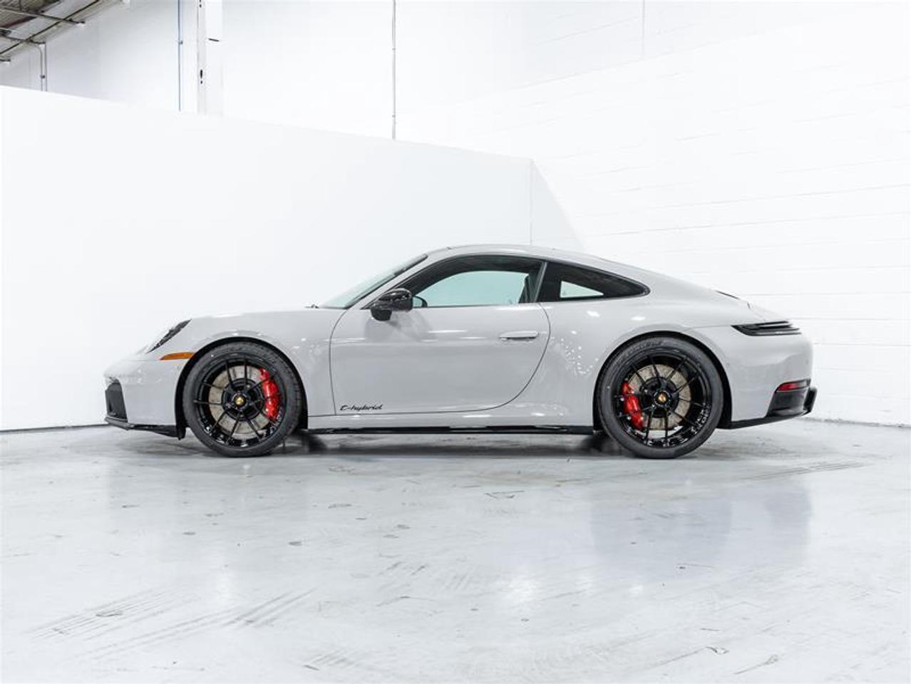 2026 Porsche 911  Photo