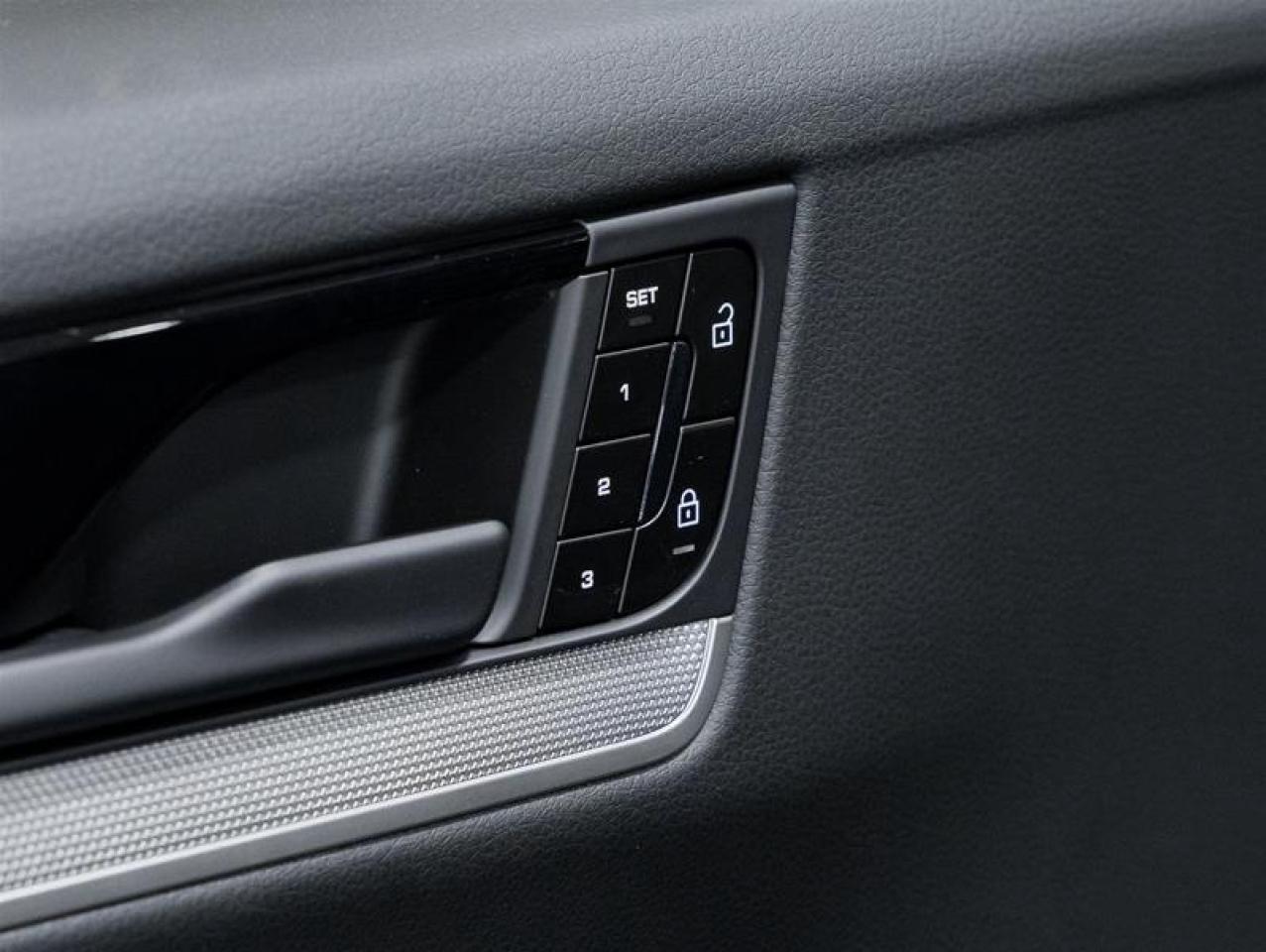 2026 Porsche Cayenne  Photo