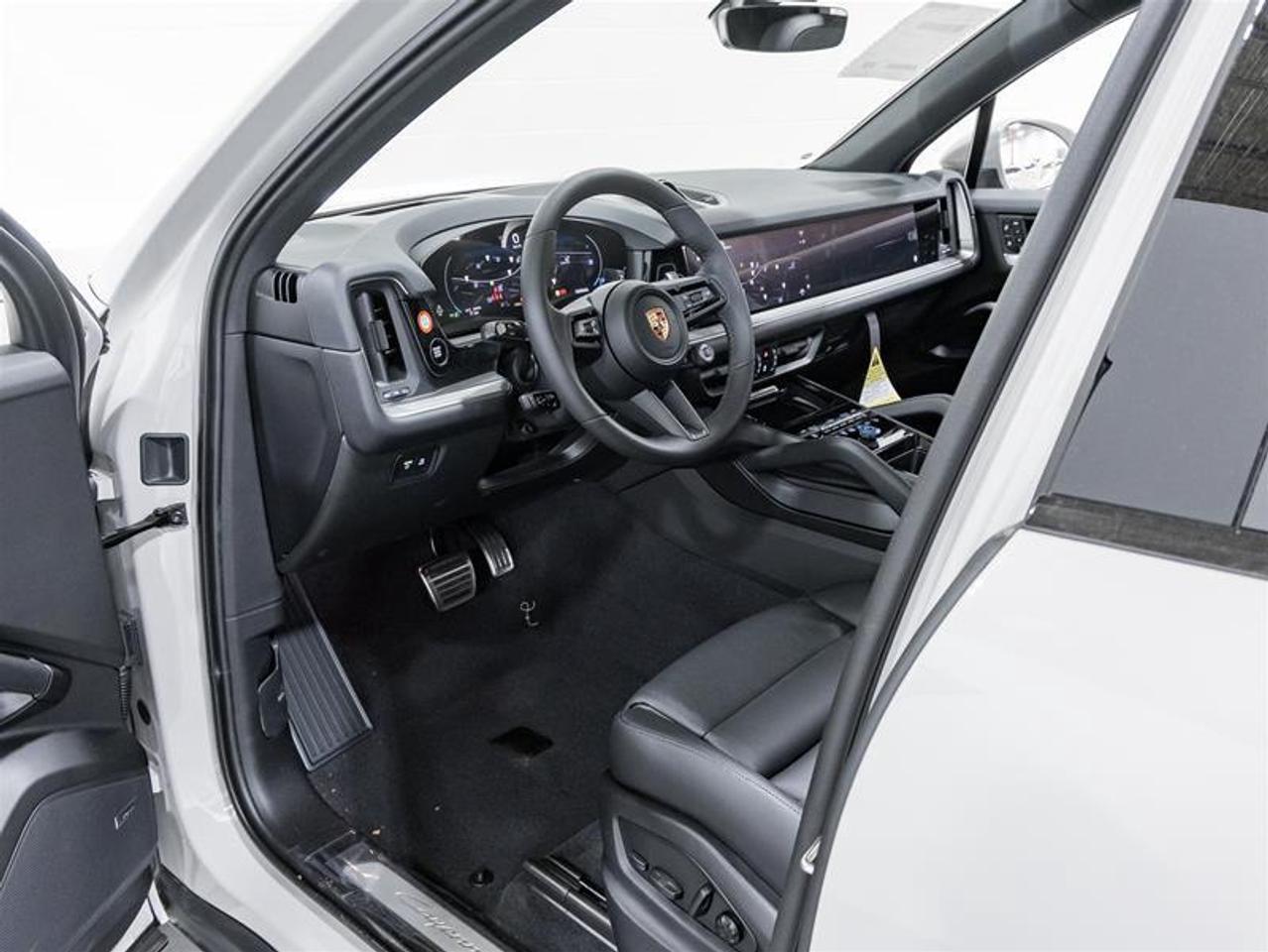 2026 Porsche Cayenne  Photo