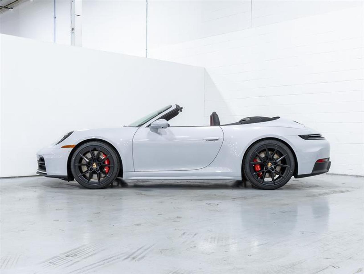 2026 Porsche 911  Photo