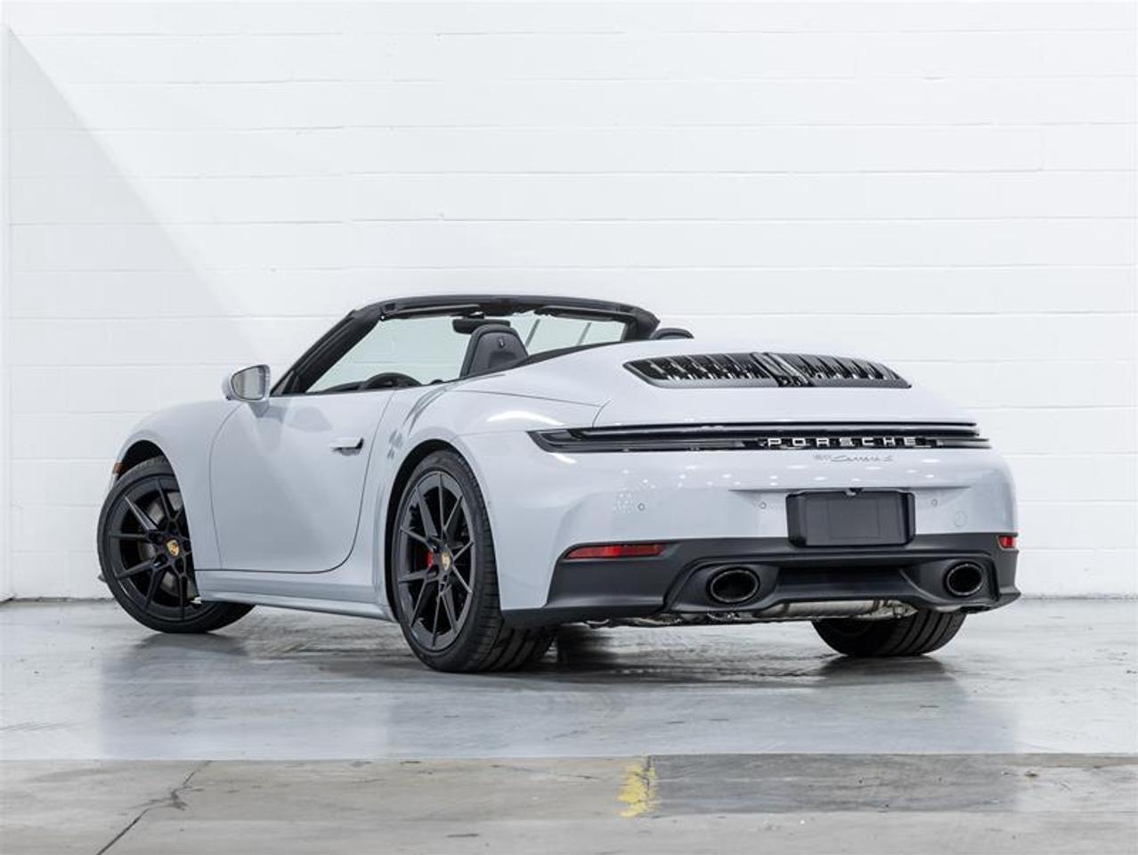 2026 Porsche 911  Photo