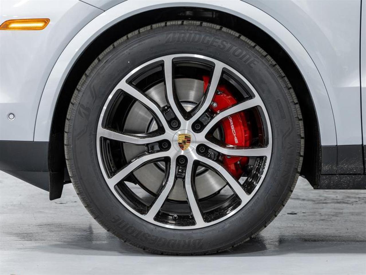 2025 Porsche Cayenne  Photo