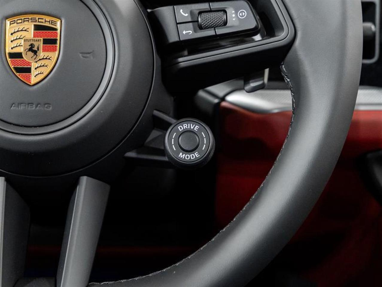 2025 Porsche Cayenne  Photo