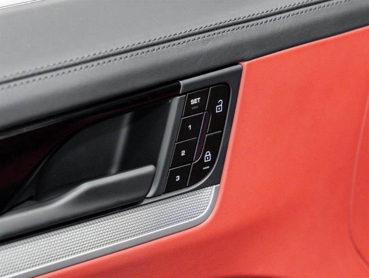 2025 Porsche Cayenne  Photo