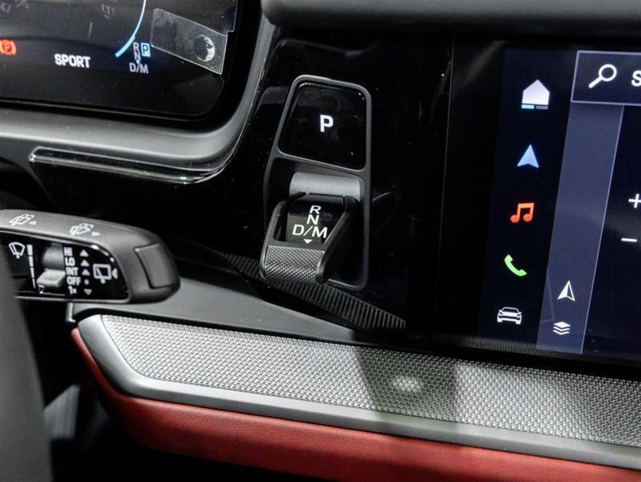 2025 Porsche Cayenne  Photo