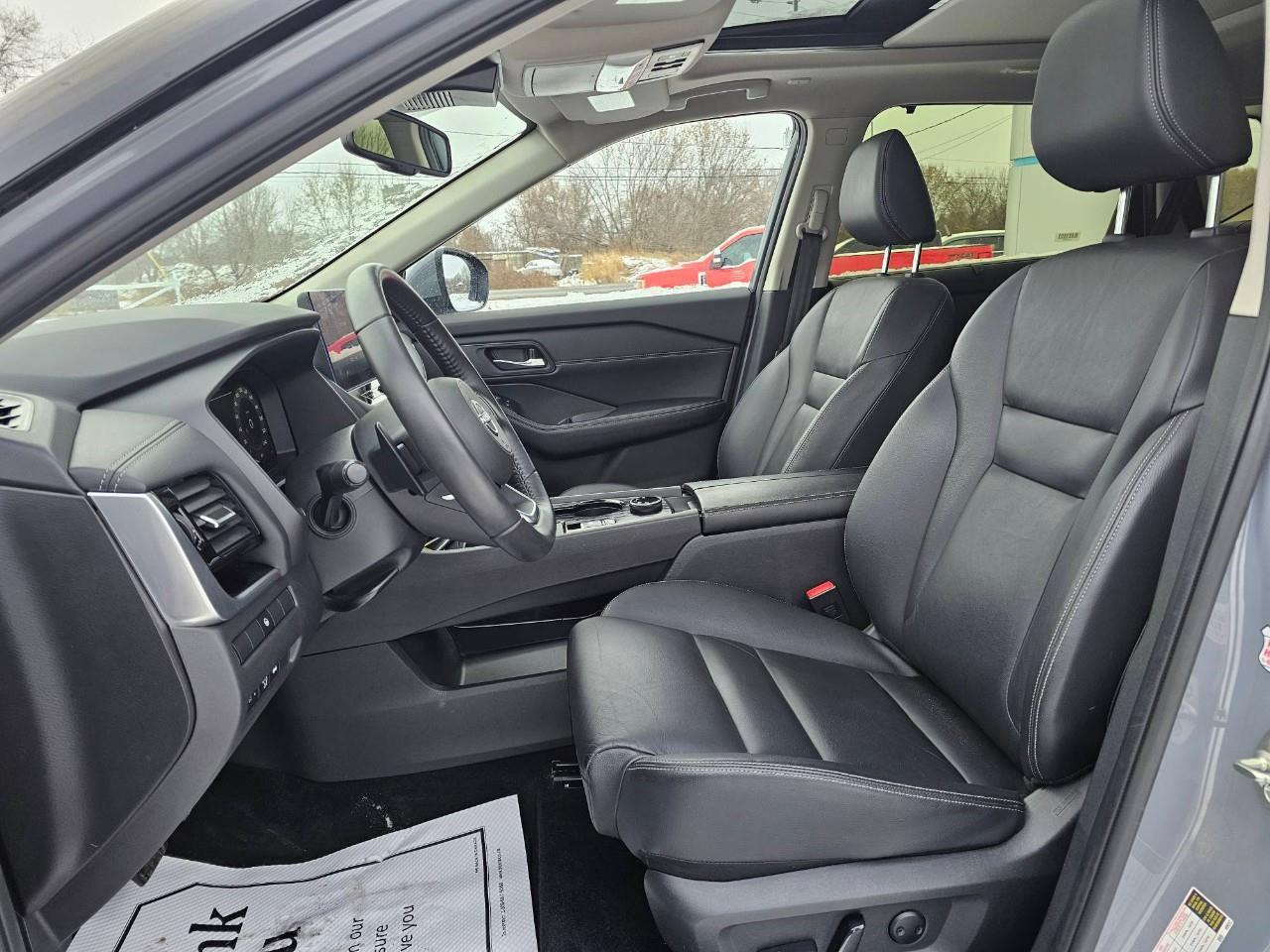 2024 Nissan Rogue SL 4dr All-Wheel Drive Sport Utility Photo