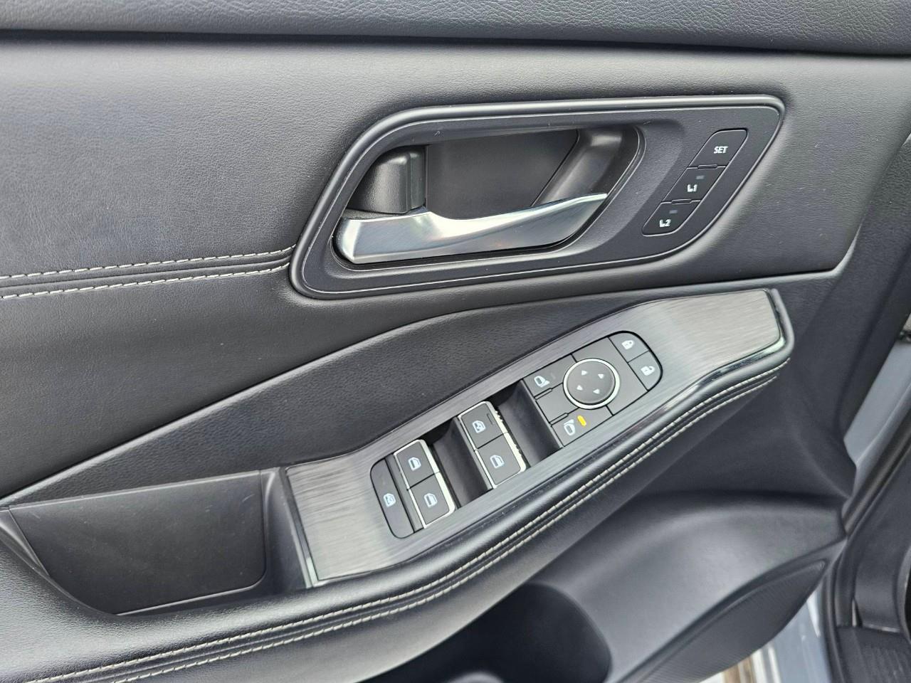 2024 Nissan Rogue SL 4dr All-Wheel Drive Sport Utility Photo