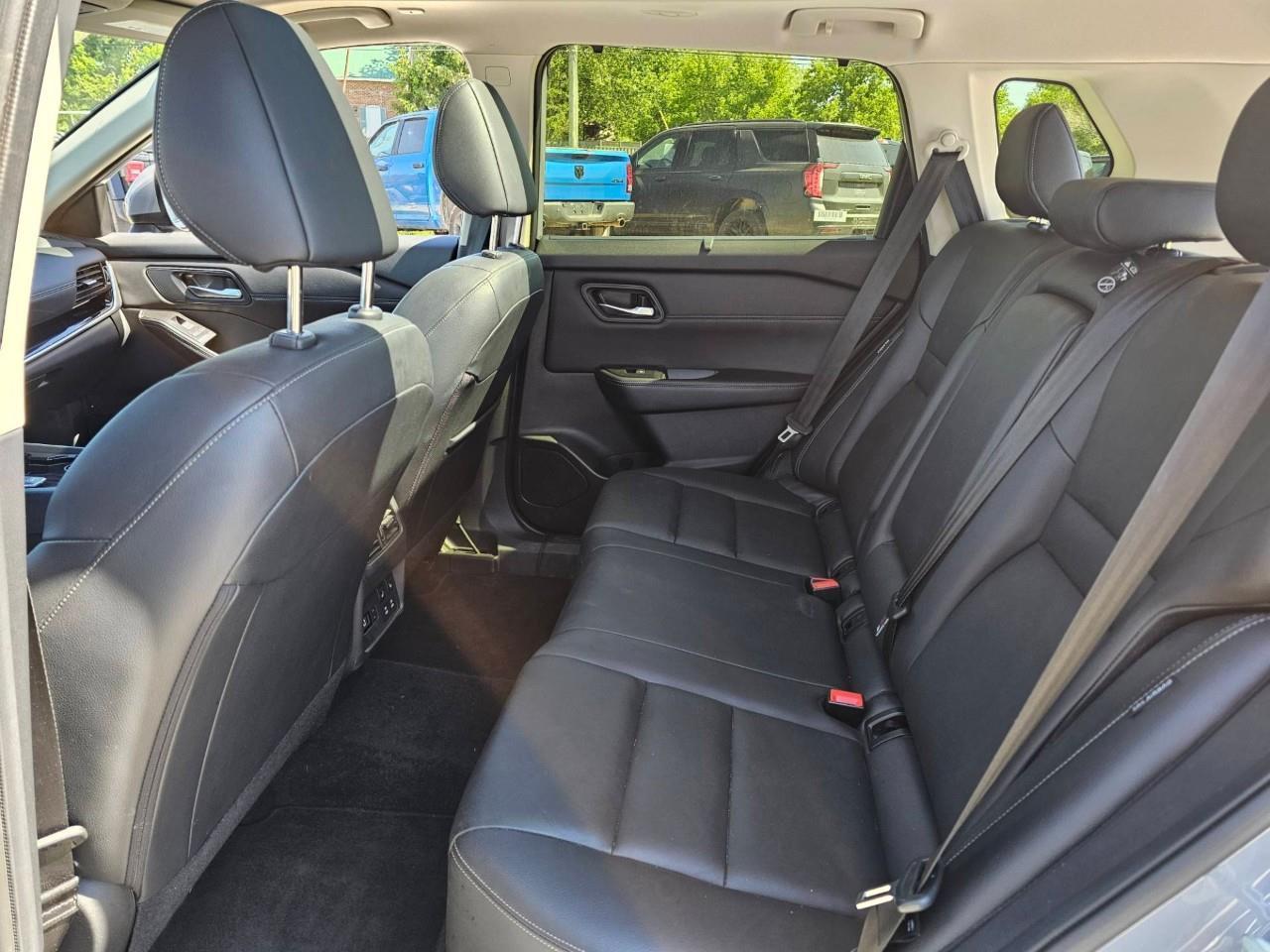 2024 Nissan Rogue SL 4dr All-Wheel Drive Sport Utility Photo